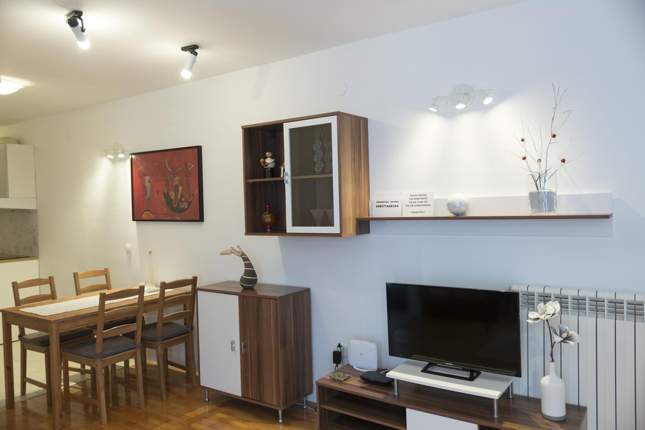 Apartment Blazenka Pula Exterior photo